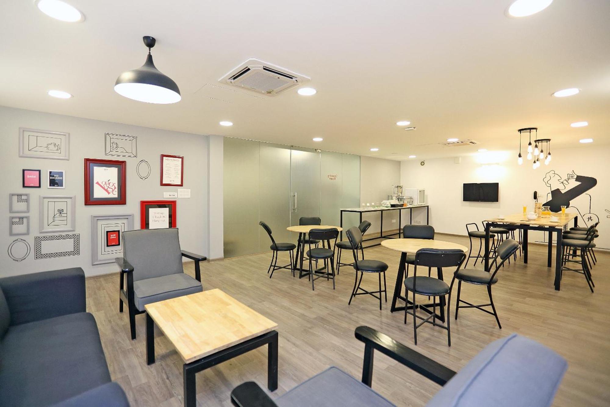 Oyo Townhouse 17 Huda City Center Near Leisure Valley Park Gurgaon Exterior photo
